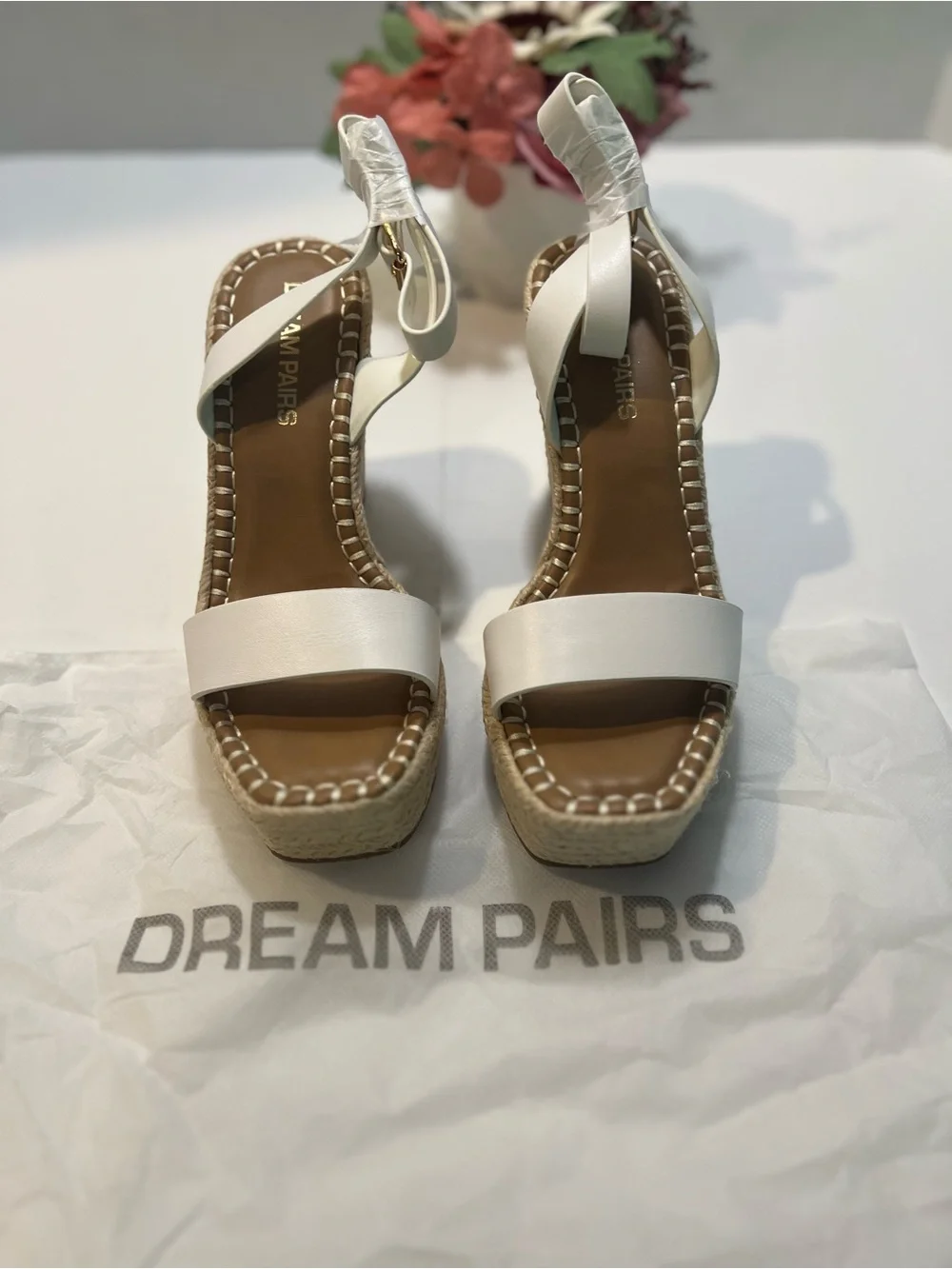 Dream Pairs Platform One Strap Espadrille Wedge Sandals in White - Sz 6